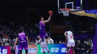 2024年12月15日 朱松玮关键4罚+封盖 邹雨宸21+8 齐麟遭逐 北控末节逆转新疆